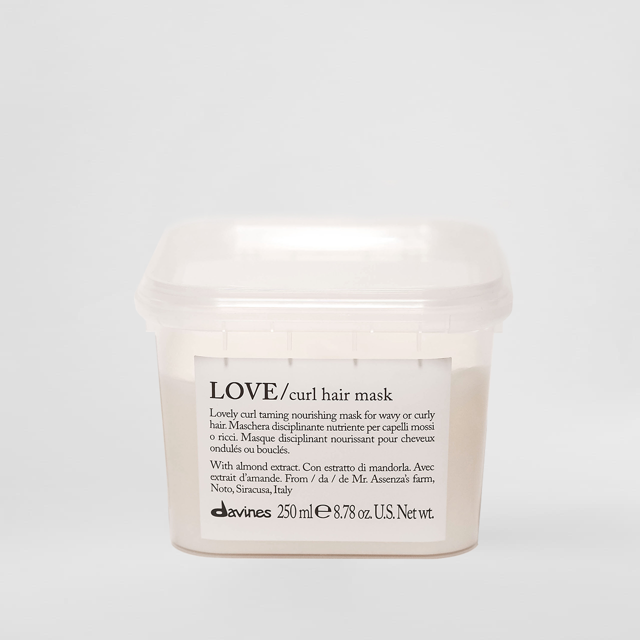 Зволожуюча маска для посилення завитка Davines Essential Haircare Love Curl Hair Mask0