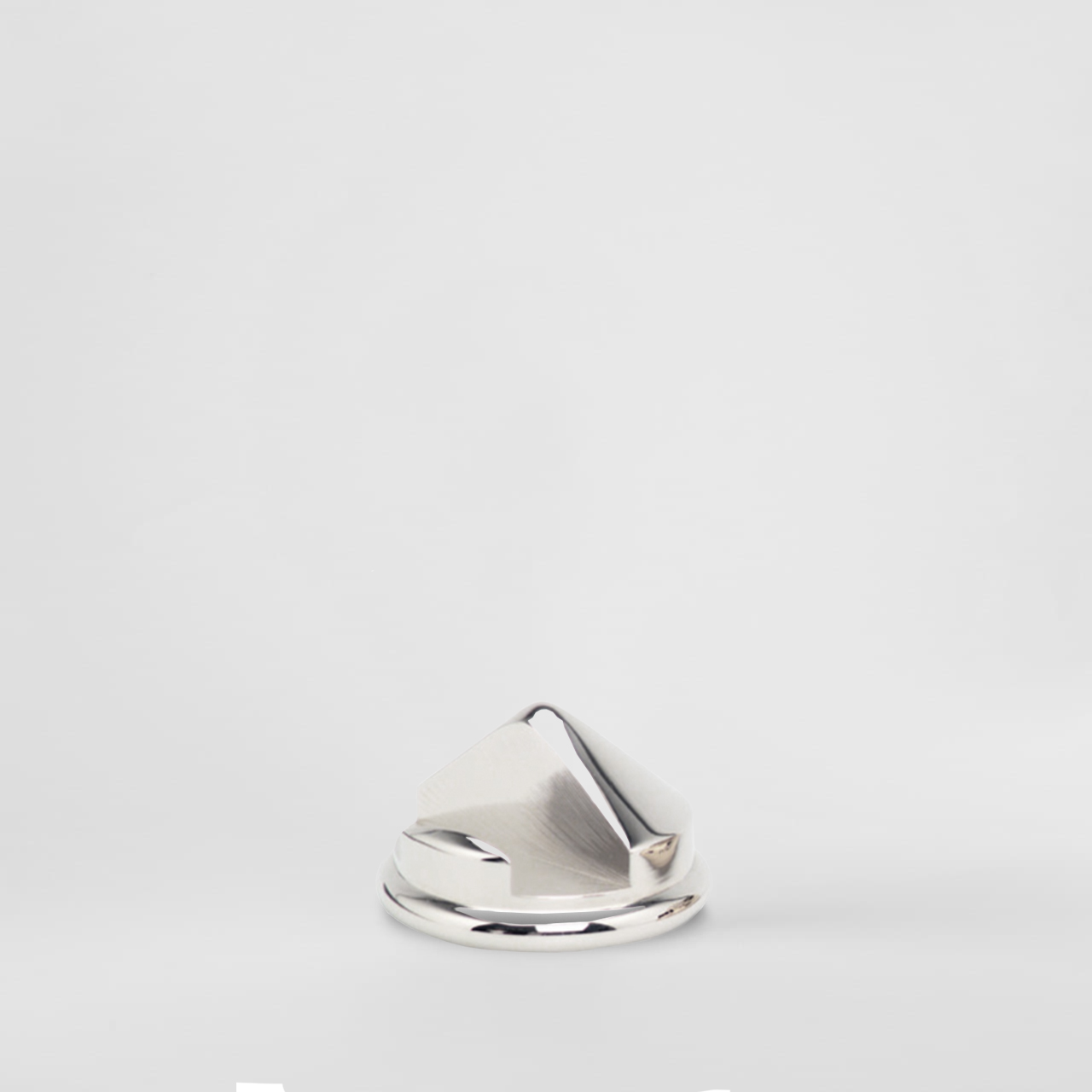 Підставка для бритви Gentlemen's Tonic Razor Stand0